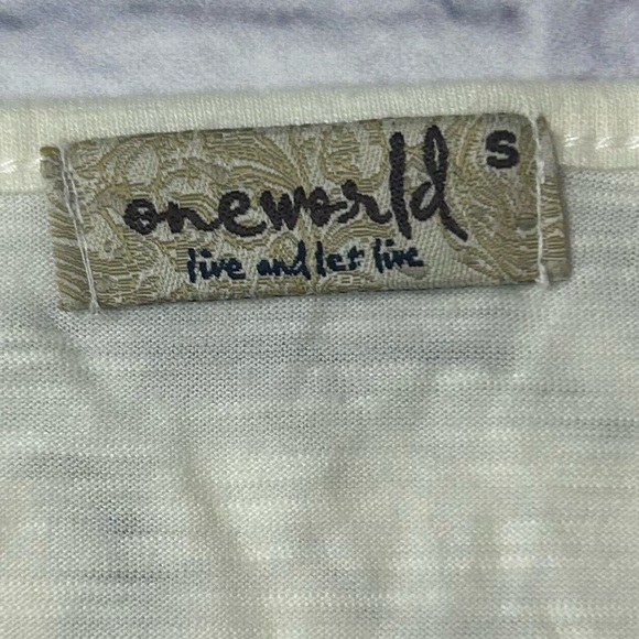 ONE WORLD Fall Cream Short Sleeve Top w/ Orange and Purple Floral Design. Small - Picture 2 of 7